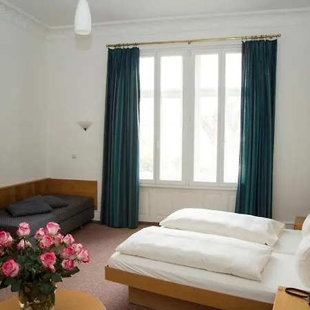 Schonberger Hof Hotel 3*