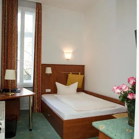 Otel Schonberger Hof Heidelberg