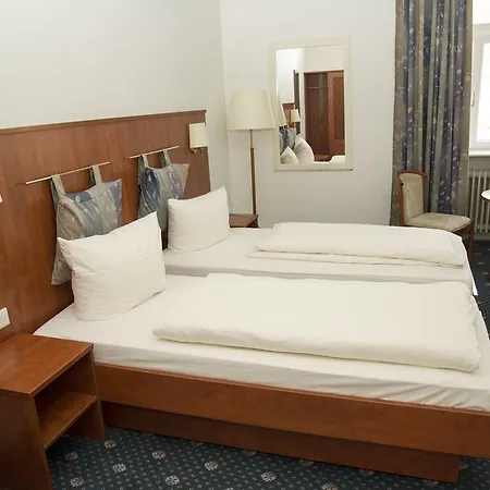 Otel Schonberger Hof Heidelberg